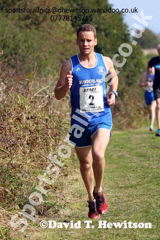 Senior mens relay Sunderland Harreirs Cross Country. Photo: David T. Hewitson/Sports for All Pics
